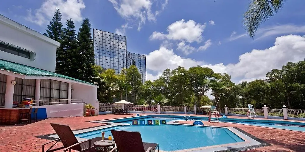 Nanhai Oil Hotel Zhuhai 4*,